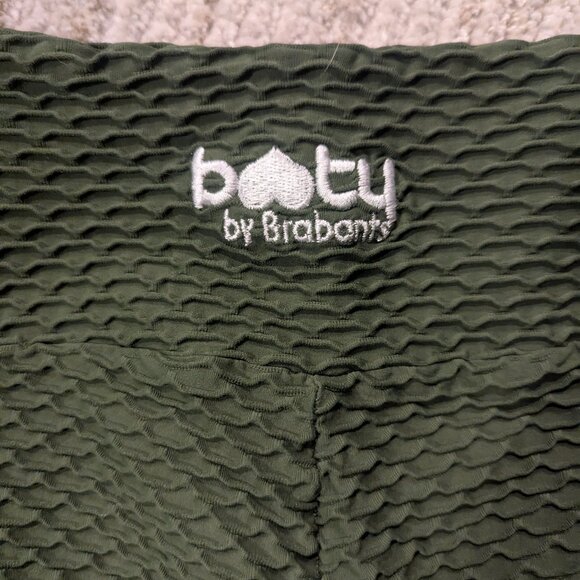 Booty by Brabants Croco Skin Leggings and Sports Bra in Chrome Agave-One Size - Picture 3 of 8